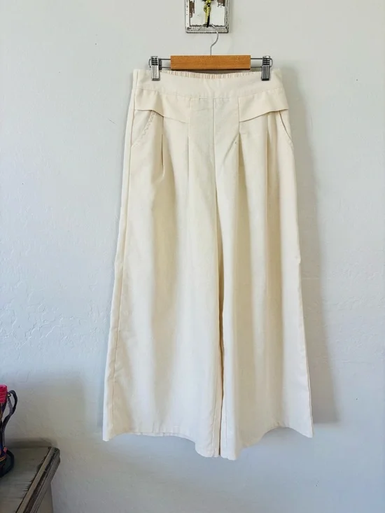 Cream High-Waist Wide-Leg Cropped Pants - Picture 2 of 5
